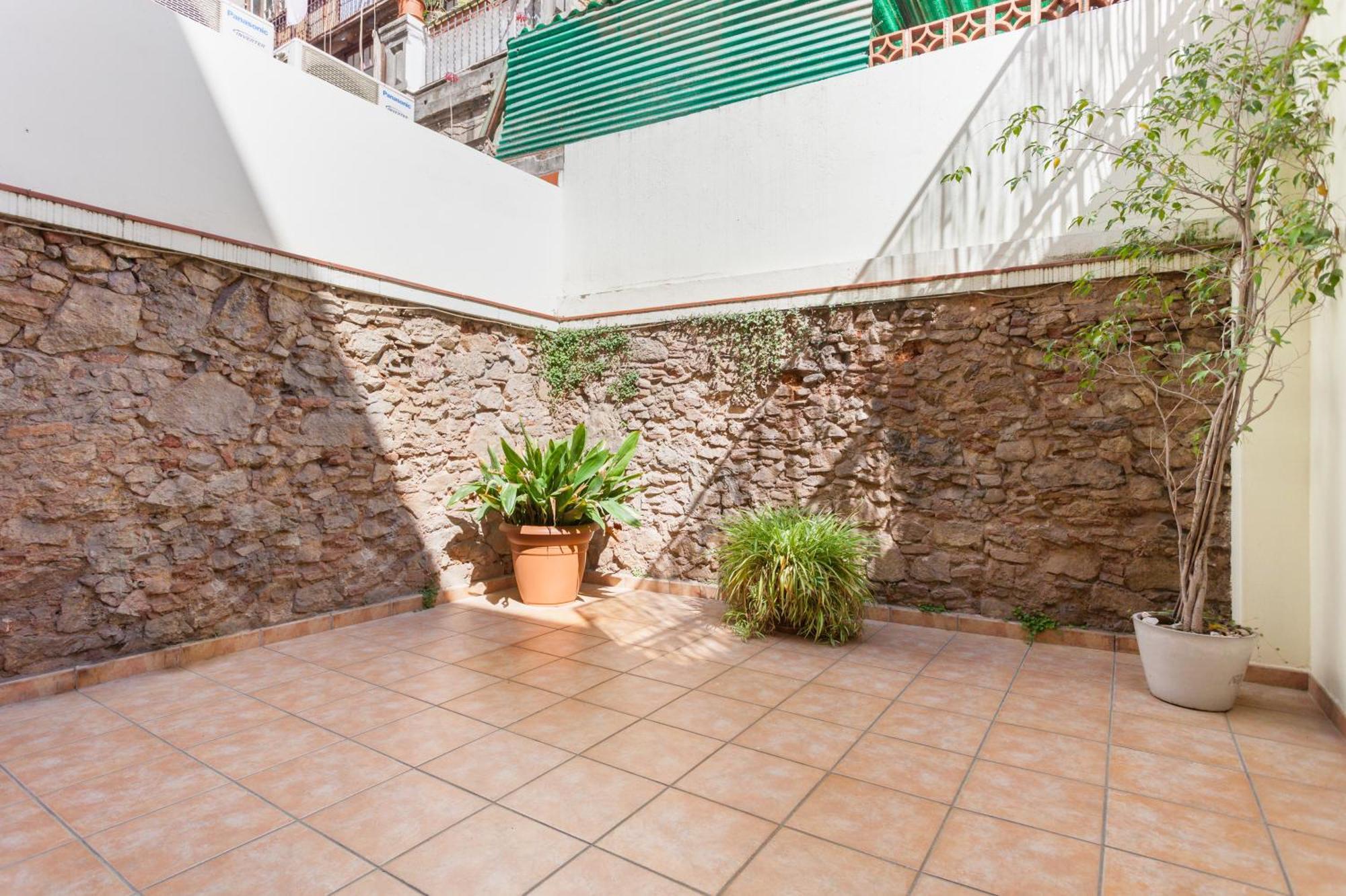 Art House Sagrada Familia Apartment Barcelona Exterior photo